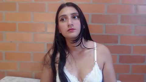 Luisa online show from March 19, 2026, 3:05 pm