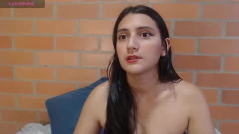 Luisa online show from April 17, 2026, 2:53 pm