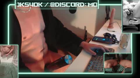 M00ks online show from October 19, 2025, 9:26 pm