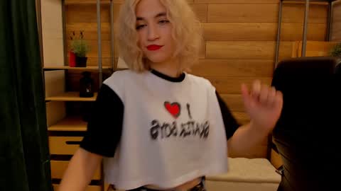 Katrin online show from December 16, 2024, 4:27 pm