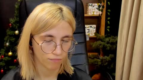 Katrin online show from December 27, 2024, 12:18 am