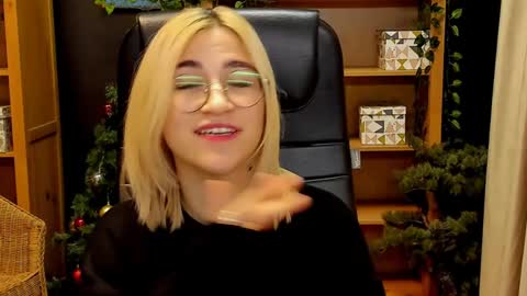 Katrin online show from December 30, 2024, 7:21 pm