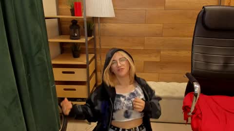 Katrin online show from January 12, 2025, 5:45 am