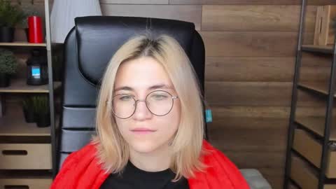 Katrin online show from January 23, 2025, 4:41 am