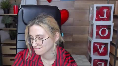 Katrin online show from February 18, 2025, 10:03 pm