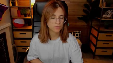 Katrin online show from September 11, 2025, 3:34 pm