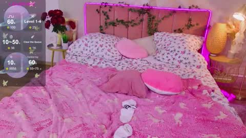 Moon  Bunny online show from October 3, 2025, 4:59 pm