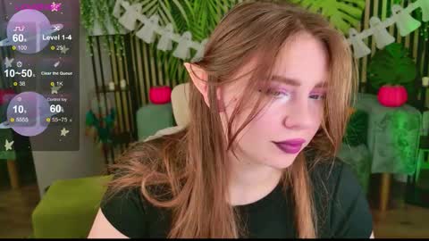 Moon  Bunny online show from October 30, 2025, 4:08 pm