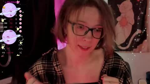 Roxy online show from November 7, 2025, 7:47 pm