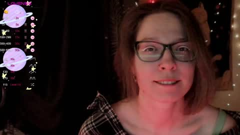 Roxy online show from April 8, 2026, 7:36 pm