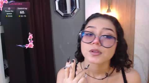 moon_and_fire_ online show from February 27, 2026, 6:13 am