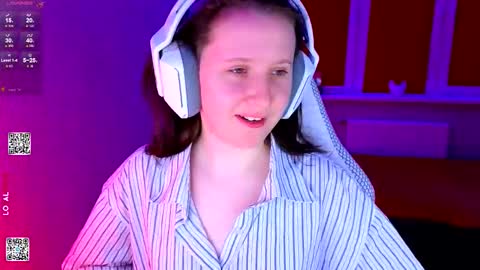 Lola online show from February 28, 2026, 7:37 pm