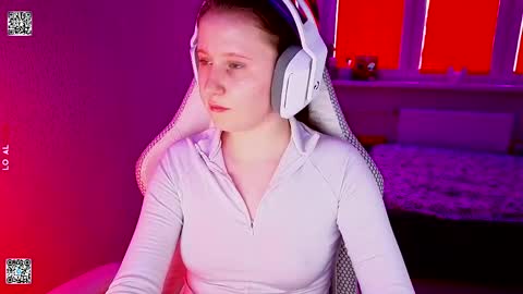 Lola online show from April 27, 2026, 10:24 am