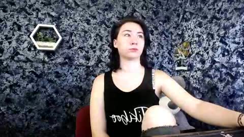 Snapshot of moon_foxy_ chatting on July 14, 2026, 5:01 am Diana online show from July 14, 2026, 5:01 am