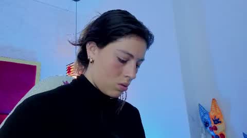 Snapshot of moon_winy chatting on June 20, 2026, 12:08 pm Winy online show from June 20, 2026, 12:08 pm