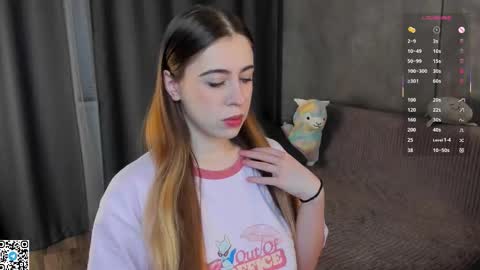 Sophia online show from November 29, 2025, 3:15 pm