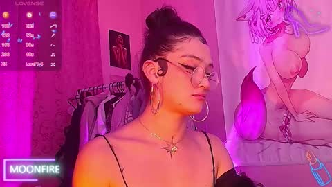 Nicky  online show from September 30, 2025, 7:02 am