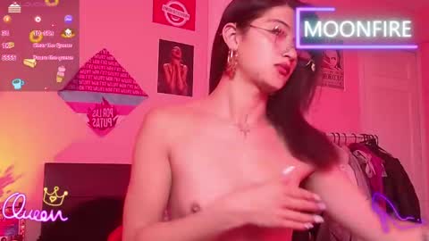 Nicky  online show from April 23, 2026, 12:29 pm