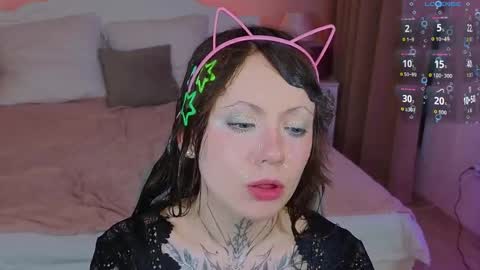 Snapshot of moonhaze_ chatting on April 25, 2026, 1:41 pm Erica online show from April 25, 2026, 1:41 pm