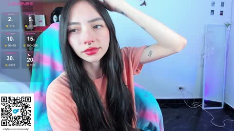 MOON  online show from January 24, 2025, 10:19 pm