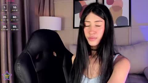 Snapshot of moonlight_brat chatting on July 1, 2026, 6:26 am Ivy online show from July 1, 2026, 6:26 am