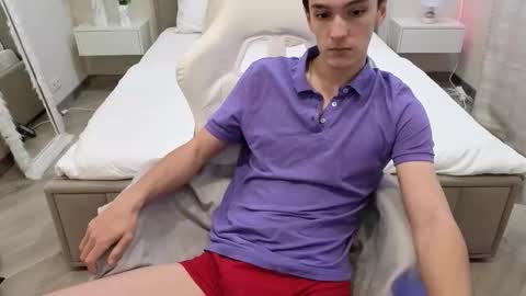 Snapshot of moonlinskinn chatting on November 28, 2025, 8:06 am Stan online show from November 28, 2025, 8:06 am