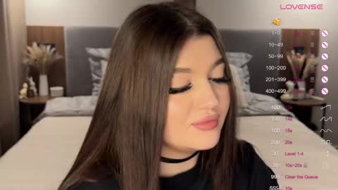 Ri online show from November 12, 2025, 9:03 pm