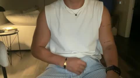 mora594574 online show from September 14, 2025, 12:43 am