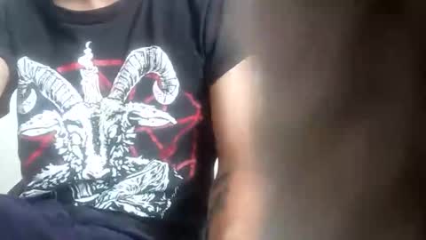 Snapshot of moreeinglish chatting on December 14, 2025, 6:34 pm moreeinglish online show from December 14, 2025, 6:34 pm