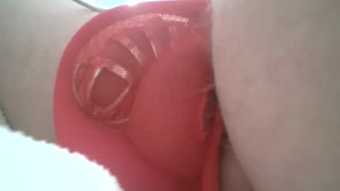 Snapshot of morefun2lickit chatting on May 15, 2026, 7:32 pm morefun2lickit online show from May 15, 2026, 7:32 pm