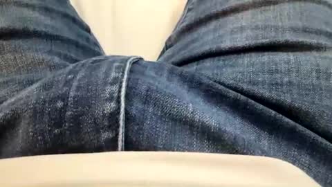 Me online show from April 8, 2026, 11:54 am