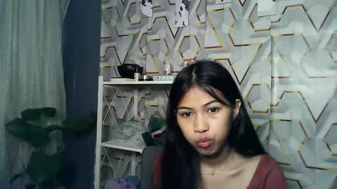 morenang_pinay online show from November 28, 2025, 2:47 am