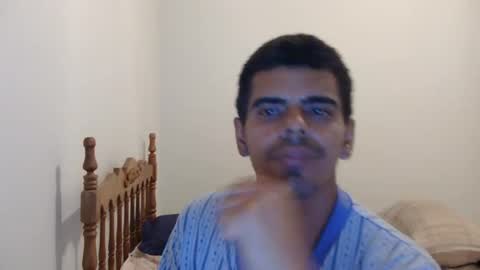 morenokaxu online show from August 1, 2026, 12:32 am