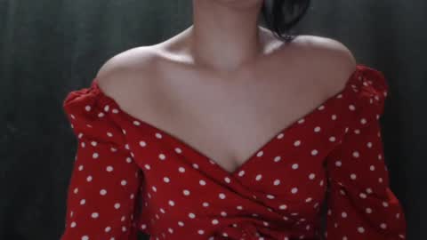 monika online show from February 4, 2025, 2:32 pm