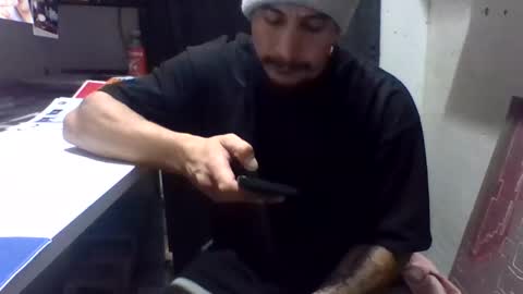 morfenblessex online show from November 28, 2025, 6:21 pm