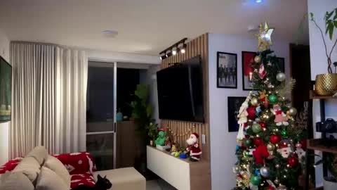   online show from January 11, 2026, 1:43 am