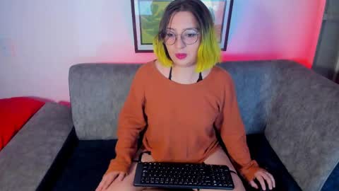 Snapshot of morgana_noctis chatting on May 14, 2026, 11:00 pm morgana_noctis online show from May 14, 2026, 11:00 pm