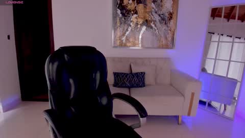 Snapshot of morganhicks chatting on October 3, 2025, 7:00 pm Morgan Hicks online show from October 3, 2025, 7:00 pm