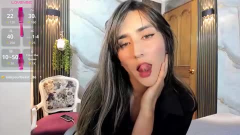 Snapshot of moriahhoe chatting on November 5, 2025, 7:25 pm Moriah online show from November 5, 2025, 7:25 pm