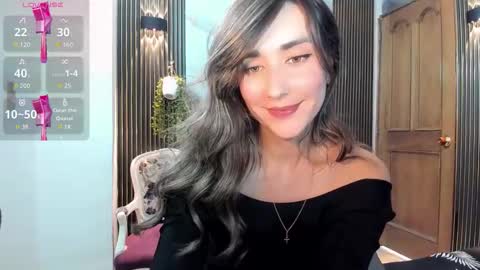 Snapshot of moriahhoe chatting on November 24, 2025, 7:46 pm Moriah online show from November 24, 2025, 7:46 pm