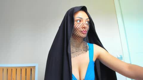 Snapshot of moroccan_diamond_ chatting on June 5, 2026, 8:09 am Medina online show from June 5, 2026, 8:09 am