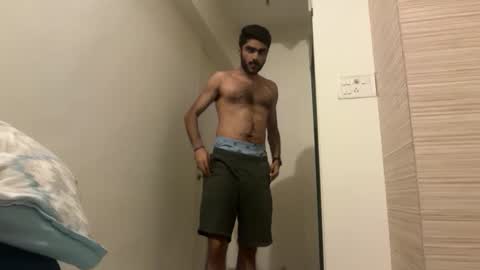 Snapshot of moron960 chatting on February 14, 2026, 7:10 pm moron960 online show from February 14, 2026, 7:10 pm