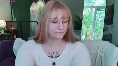 Snapshot of morvelyn chatting on July 28, 2026, 11:17 am morvelyn online show from July 28, 2026, 11:17 am