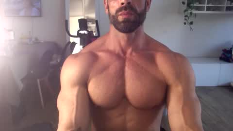 Kattie  Mosh online show from November 15, 2025, 11:51 am