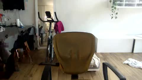 Kattie  Mosh online show from November 23, 2025, 7:02 pm