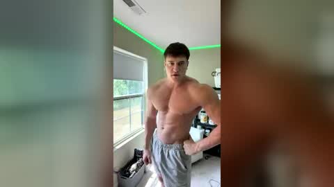 mostmuscularr online show from July 26, 2026, 5:09 pm