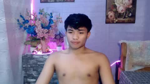 Snapshot of mostwantedtwink chatting on July 12, 2026, 5:15 pm mostwantedtwink online show from July 12, 2026, 5:15 pm