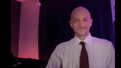 mount_vesuvius online show from April 18, 2026, 7:07 pm