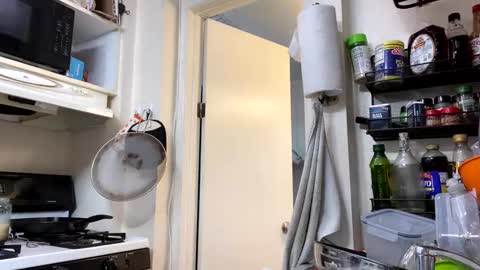 hot-caution online show from January 2, 2025, 11:16 pm