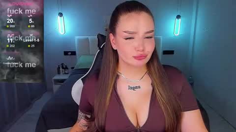 Snapshot of mousemother chatting on November 15, 2025, 9:28 am Carolina online show from November 15, 2025, 9:28 am